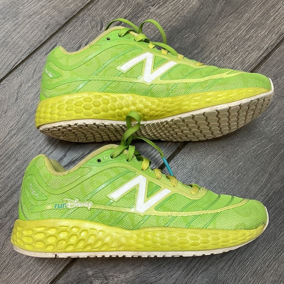 Disney New Balance Tinkerbell shoes - Picture 3 of 12